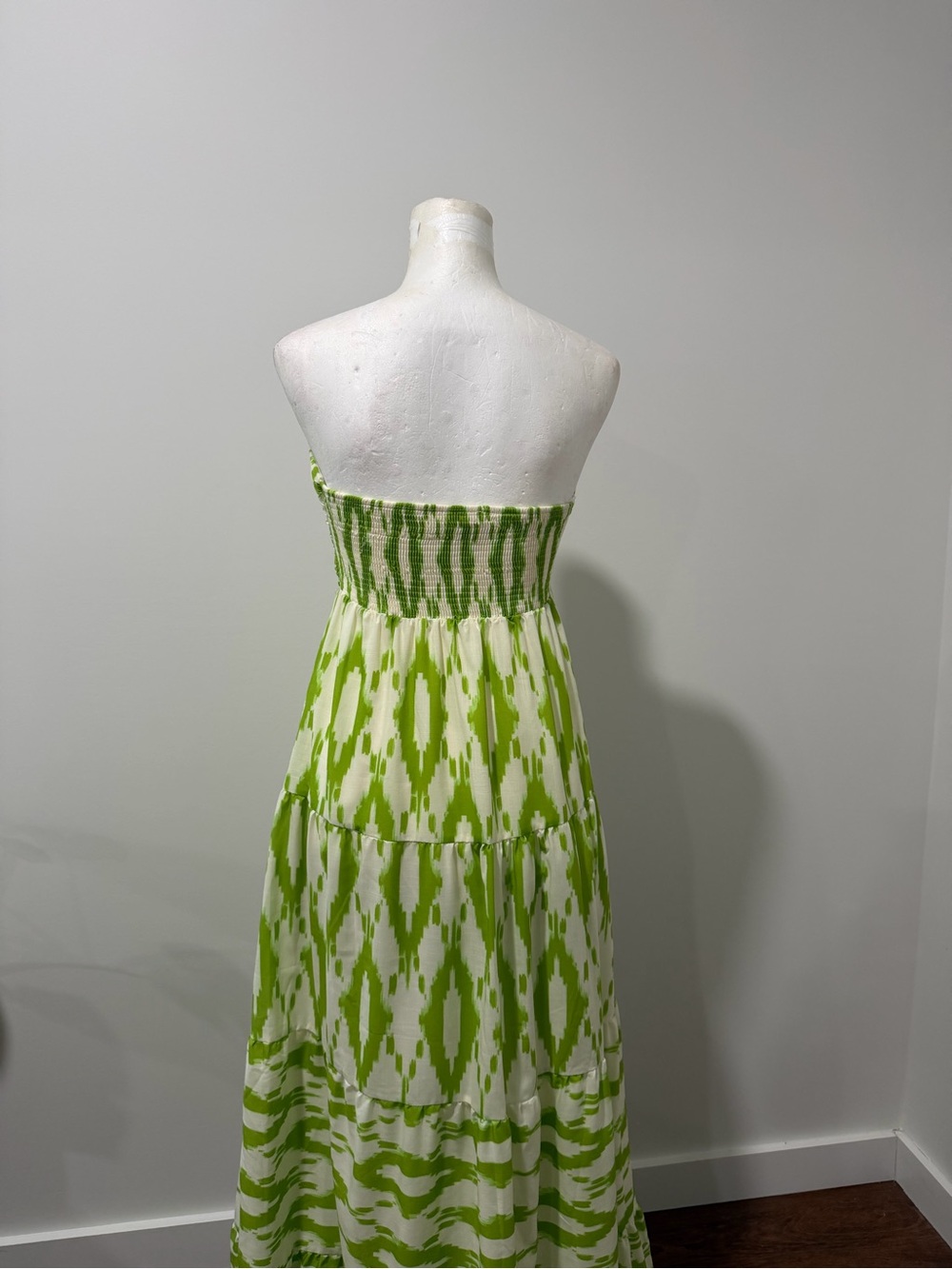 Flying Tomato Lime and White Strapless Ikat Maxi Dress - Picture 5 of 7